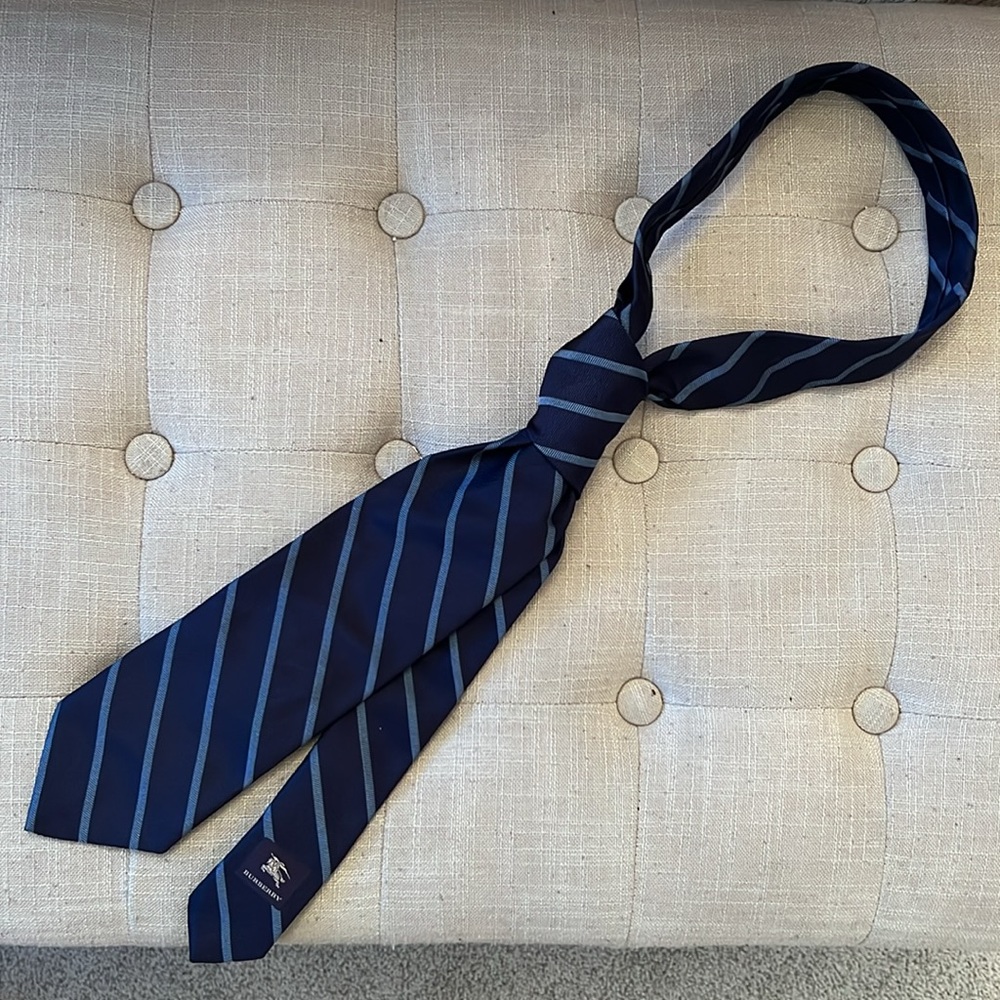 BURBERRY | Blue Striped Tie